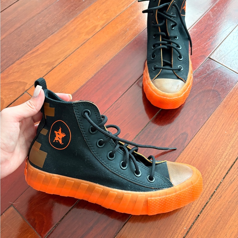 Black orange converse